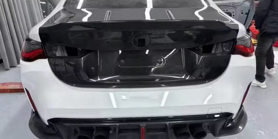 Dry Pre Preg Carbon Fibre CSL Style Boot for BMW (G20, G80 M3)